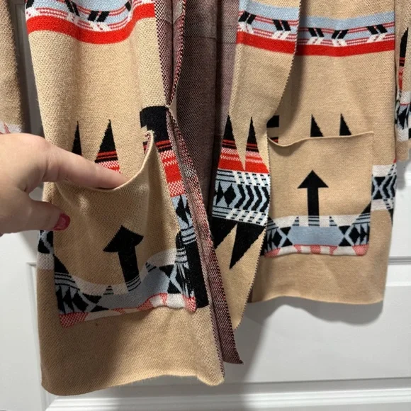 Aztec Patterned Tan Sweater - Picture 4 of 9